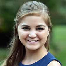 Kelsey Kretzer headshot
