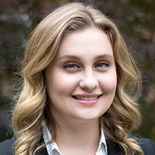 Bailey MacDowell headshot