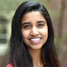 Akanksha Bhusari headshot