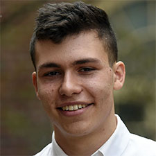 Ezra Gershanok headshot