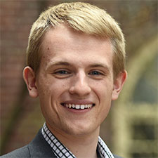Taylor Slusser headshot