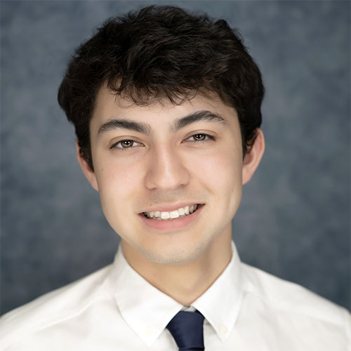 Nicholas Peters headshot